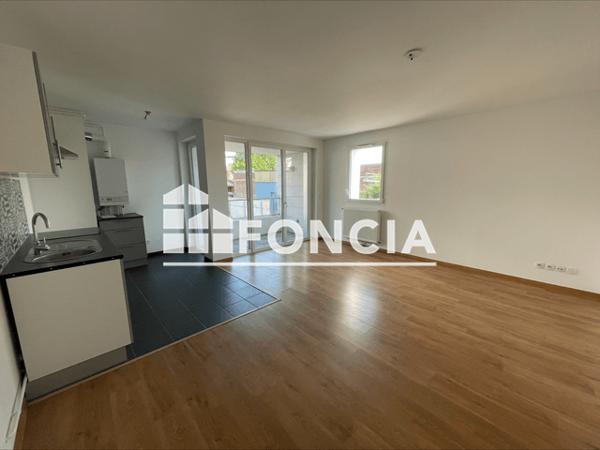 Location Appartement 3 pièces 69.49 m² - 21 RUE P. ET E. PAINDAVOINE Lille 59000