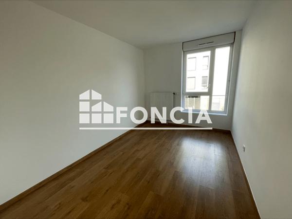Location Appartement 3 pièces 69.49 m² - 21 RUE P. ET E. PAINDAVOINE Lille 59000