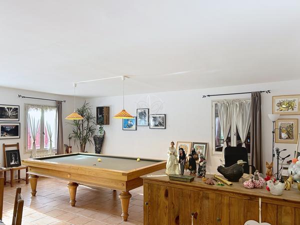 Jonquerettes (84450) Jonquerettes ,maison de 170 m2 sur terrain de 1007 m2 avec piscine