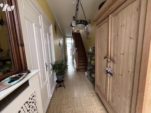 SUPERBE PROPRIETE AVEC CACHET, VOLUME ET HAUTEUR DE PLAFOND