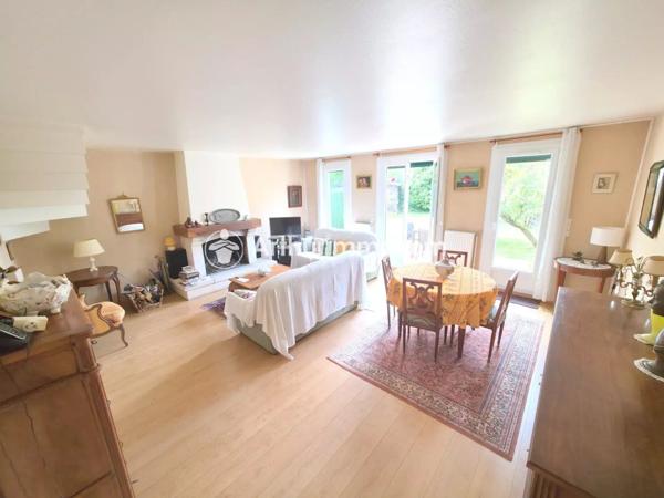 Vente Maison 5 pièces 105 m2 à Savigny-le-Temple