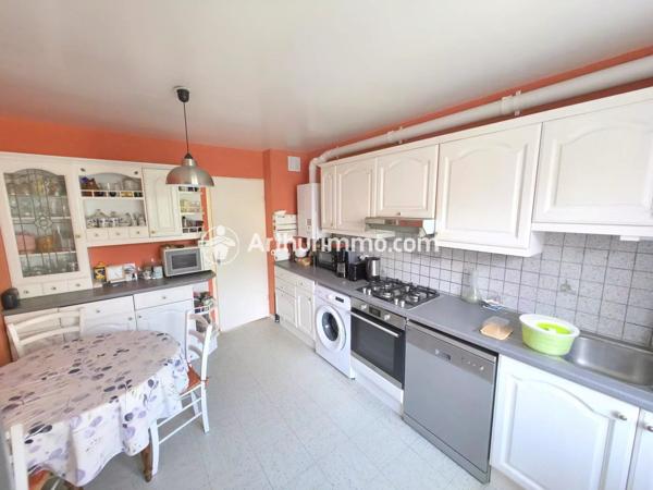 Vente Maison 5 pièces 105 m2 à Savigny-le-Temple