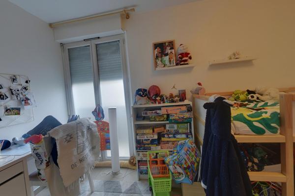 Appartement Romainville 3 pièce(s) 70.5 m2 proche Les Lilas
