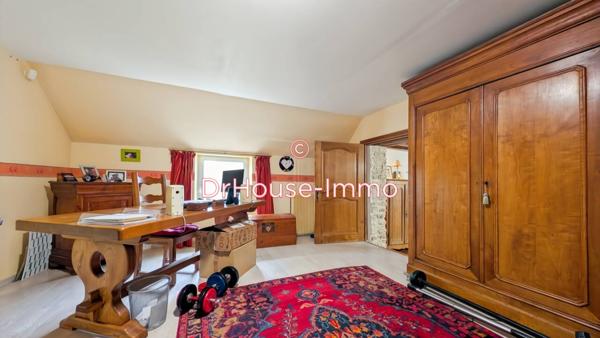 Maison à vendre 6 pièces de 219 m²