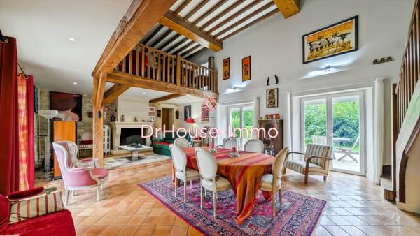Maison à vendre 6 pièces de 219 m²
