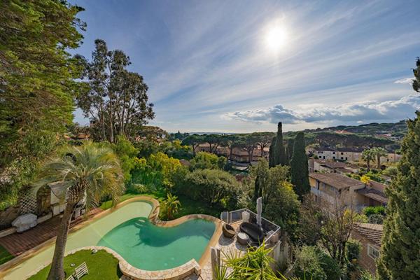 Villa d’architecte vue mer et plages à pied