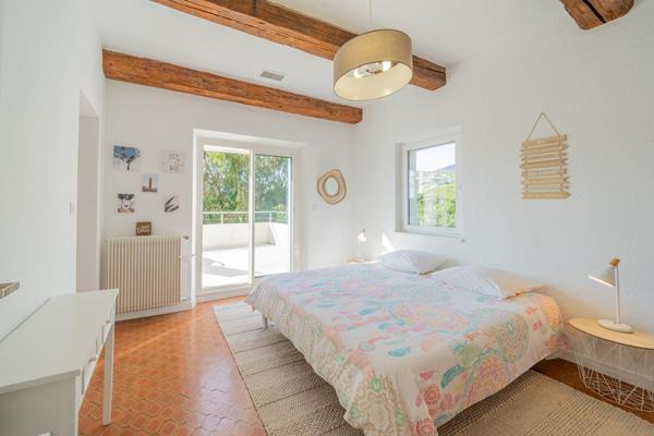 Villa d’architecte vue mer et plages à pied