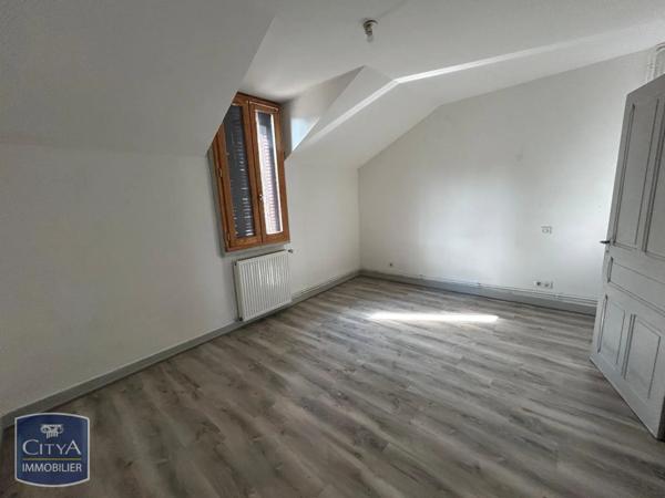 Appartement à louer 2 pièces 63.06m²