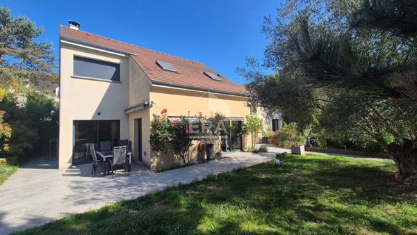 Maison Brie Comte Robert 6 pièce(s) 200 m2