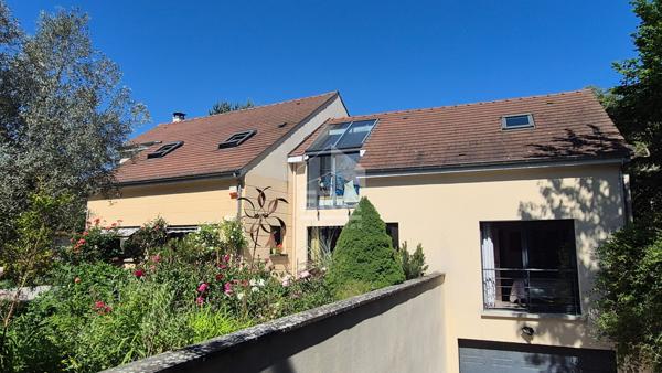 Maison Brie Comte Robert 6 pièce(s) 200 m2