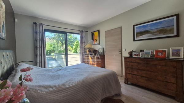 Maison Brie Comte Robert 6 pièce(s) 200 m2