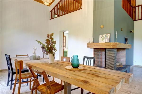 Maison à vendre |  Vacquiers |  8 pièces | 206 m²