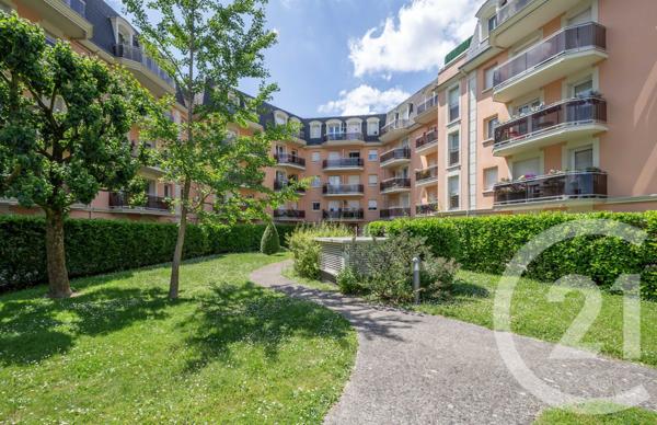 Appartement F5 à vendre  5 pièces - 90,27 m2 VILLIERS SUR MARNE - 94