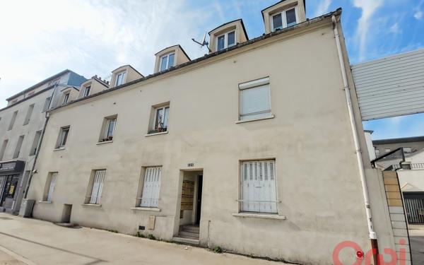 Appartement à vendre    1 pièce •  Stains