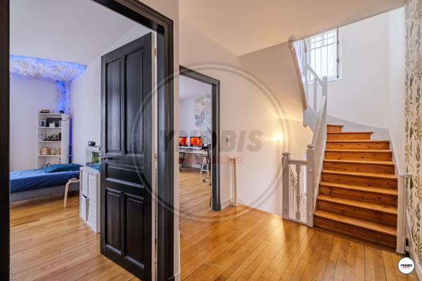 Maison 13 pièces 8 chambres 351 m2, Bouafle 78410