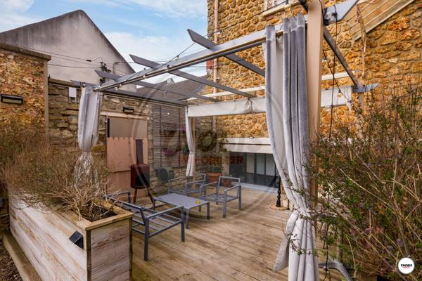 Maison 13 pièces 8 chambres 351 m2, Bouafle 78410