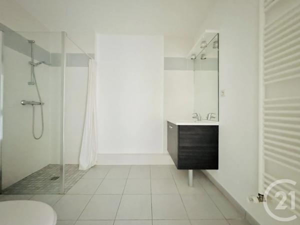 Appartement F2 à vendre  2 pièces - 42,08 m 2   STRASBOURG  - 67
