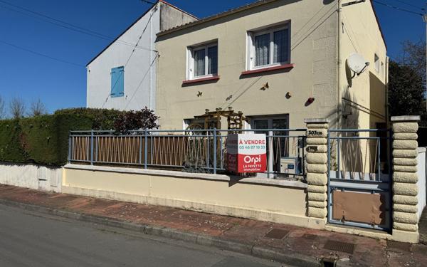 Maison à vendre    3 pièces •  Rochefort