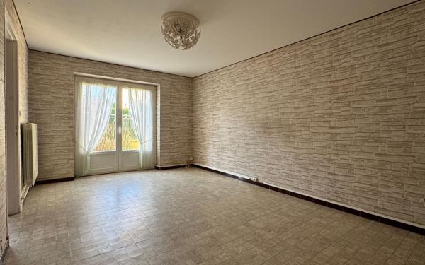 Maison à vendre    3 pièces •  Rochefort