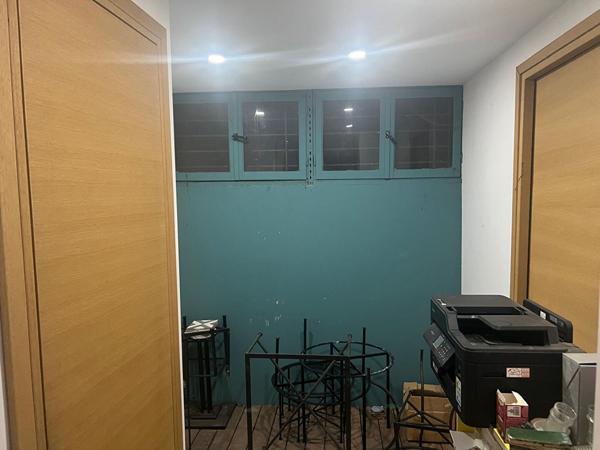 A vendre Fonds de commerce à Marseille de 80m environ  - 13006 MARSEILLE