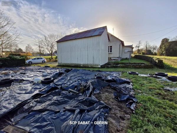 Maison à vendre à Saint-Hilaire-du-Harcouët dans la Manche (50600), ref : 8449