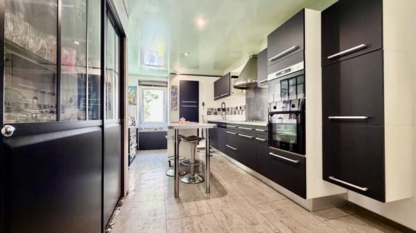 Maison 7 pièces 177 m2