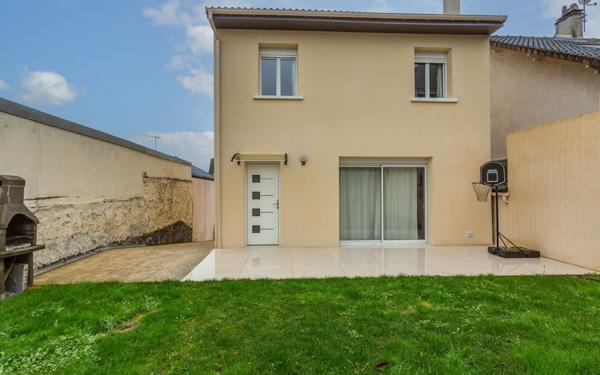 Maison à vendre    4 pièces • 92 m2 Villecresnes