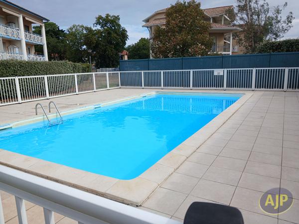 Appartement à vendre Andernos Les Bains - 2 pièces, 34m² avec 1 chambre(s) à 270 800€ - AJP Immobilier Andernos les Bains