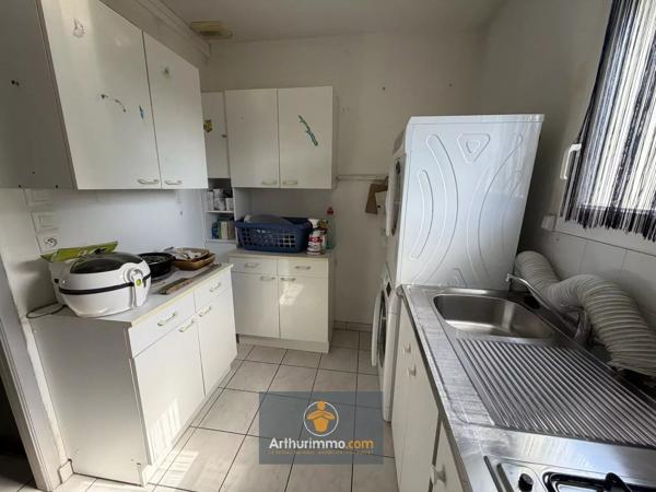 Vente                                                      Maison
                        
                     5 pièces                      131 m2                     à Courçon