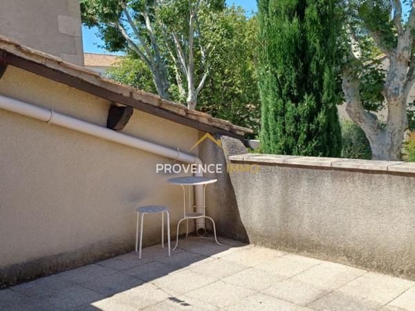 Maussane-les-Alpilles (13520) Duplex 50m² avec terrasse de 16m²