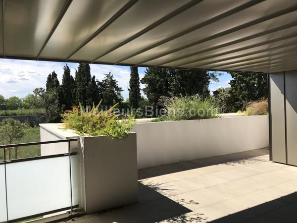 T4 neuf dans résidence standing avec piscine au centre de Lattes, vue sur le Lez et 3 stationnements