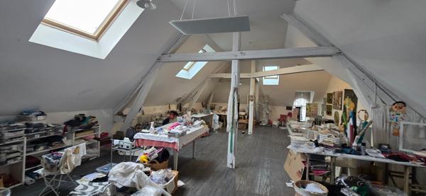 10mn à peine de CHARTRES - BELLE PROPRIÉTÉ D'ARTISTE plein coeur de la Vallée de l'Eure