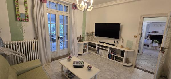 10mn à peine de CHARTRES - BELLE PROPRIÉTÉ D'ARTISTE plein coeur de la Vallée de l'Eure