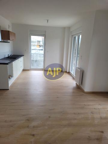 Appartement à louer Nantes : 2 pièces, 44m² avec 1 chambre(s) à 765€ - AJP Immobilier Nantes Sud
