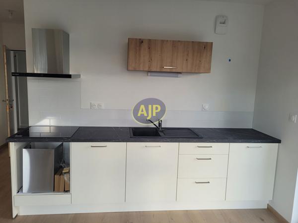 Appartement à louer Nantes : 2 pièces, 44m² avec 1 chambre(s) à 765€ - AJP Immobilier Nantes Sud