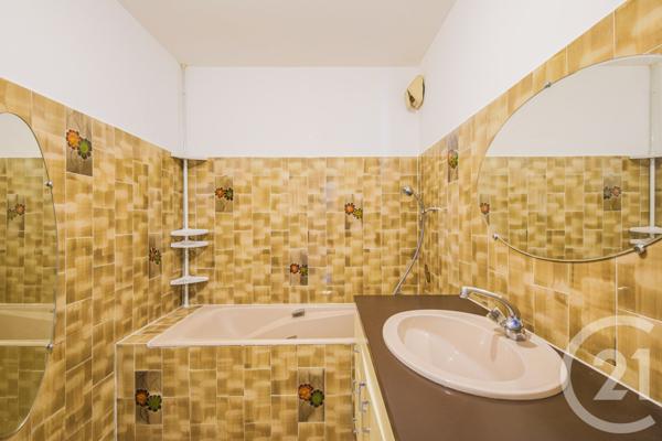 Appartement T4 à vendre  3 pièces - 80 m2 ECHIROLLES - 38