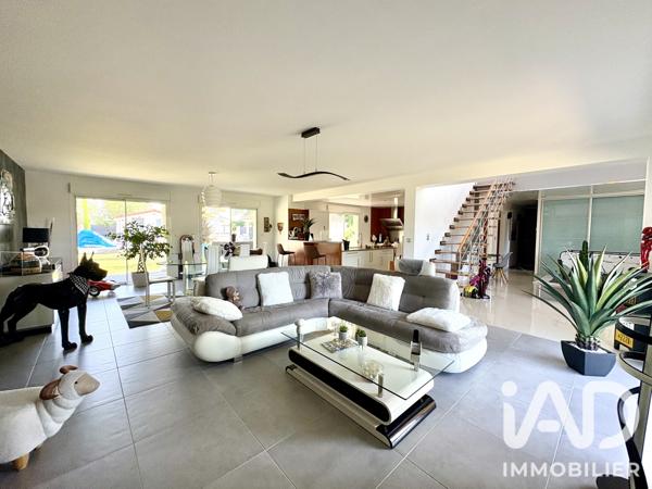 Maison à vendre 7 pièces 275 m² Éclaron-Braucourt-Sainte-Livière