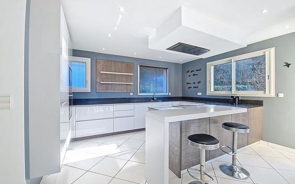 Maison à louer    4 pièces •  Massongy