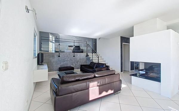 Maison à louer    4 pièces •  Massongy