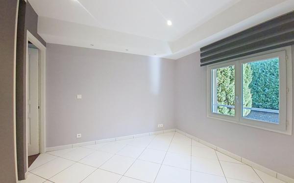 Maison à louer    4 pièces •  Massongy