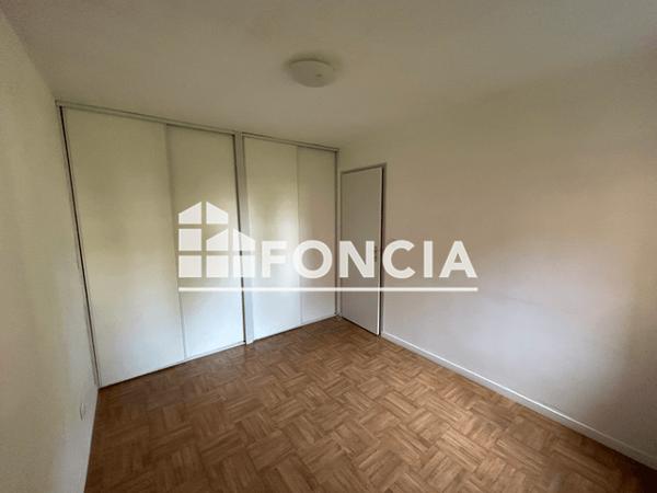 Location Appartement 2 pièces 49.84 m² - 137 RUE GENERAL DE LOBIT Mont De Marsan 40000