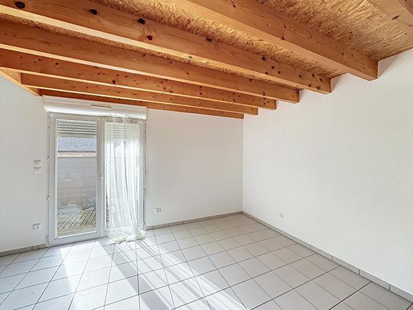 Maison 2 pièces à vendre aux des grèves de Langueux ! Ideal investissement ou premier achat, maison avec une chambre, jardin et parking avec vue sur les Grèves de Langueux !