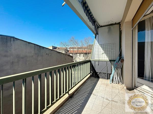 Nîmes (30000) Joli T2 de 50m2 avec balcon