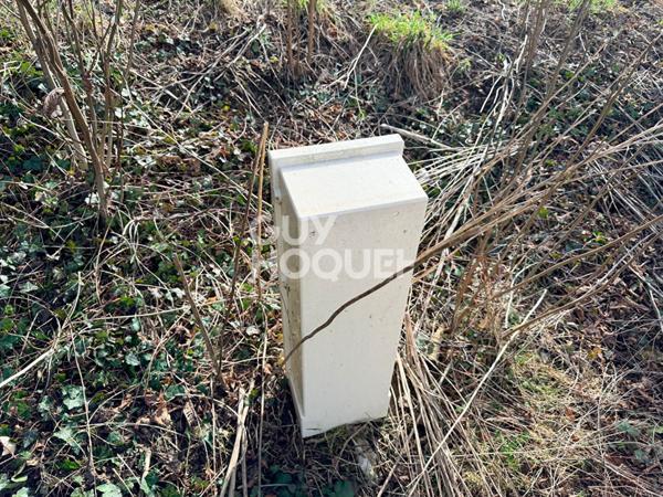 Terrain viabilisé plat Nancray 828 m2