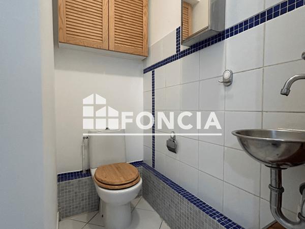 Location Appartement meublé 2 pièces 43.16 m² - 15 RUE DE LA GLOIRE La Rochelle 17000