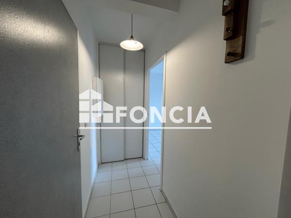 Location Appartement meublé 2 pièces 43.16 m² - 15 RUE DE LA GLOIRE La Rochelle 17000