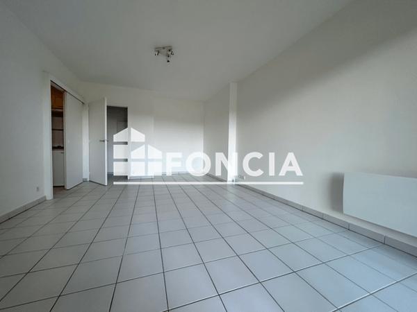 Location Appartement meublé 2 pièces 43.16 m² - 15 RUE DE LA GLOIRE La Rochelle 17000