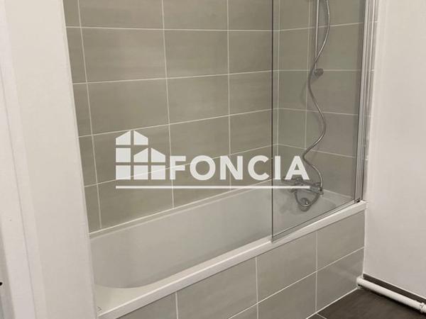 Location Appartement 3 pièces 63.9 m² - 10 RUE VICTOR HUGO Boves 80440