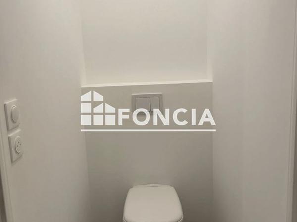 Location Appartement 3 pièces 63.9 m² - 10 RUE VICTOR HUGO Boves 80440