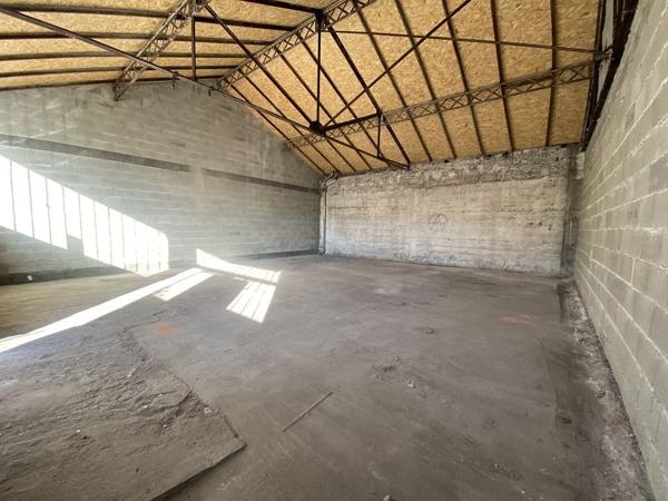 Garage - MONTROND LES BAINS